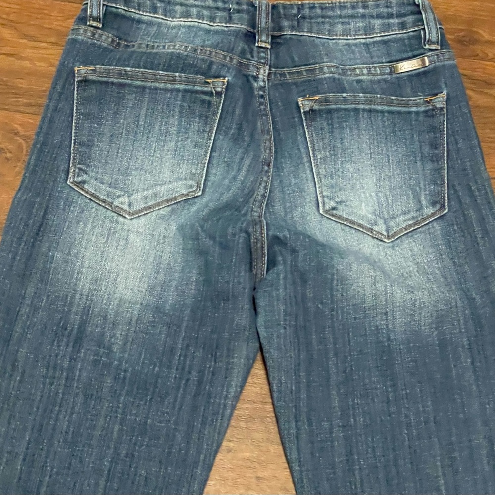 Kancan Tiffany Mid Rise Flare Leg Jeans Size 3/26 - Picture 5 of 9